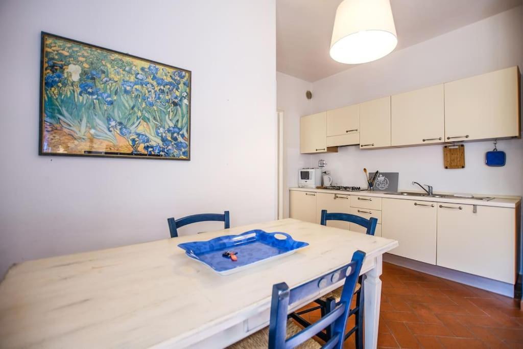 Nice Apartment Near Ponte Vecchio Florence Exterior photo