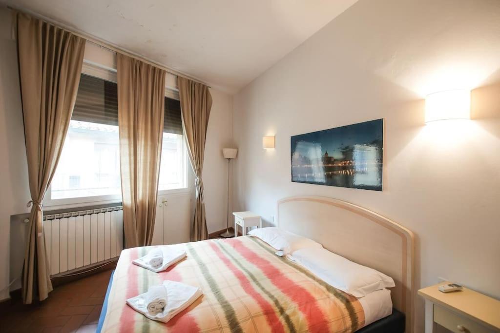 Nice Apartment Near Ponte Vecchio Florence Exterior photo